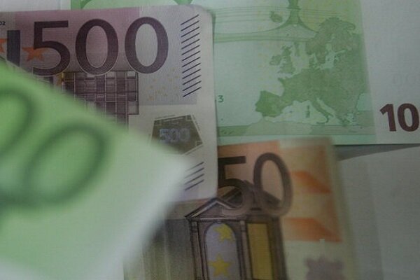 افزایش نرخ رسمی پوند، یورو و ۲۱ ارز