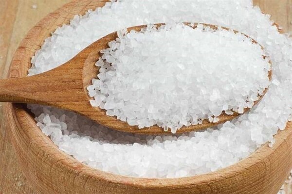 عوارض جدی و خطرناک مصرف زیاد نمک
