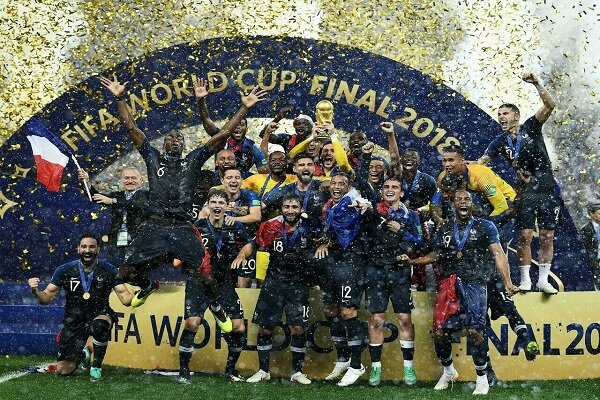 رییس فدراسیون فوتبال فرانسه: روسیه باید از جام جهانی ۲۰۲۲ کنار گذاشته شود