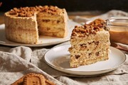 آموزش شیرینی پزی/ طرز تهیه کیک لوتوس با طعم متفاوت و دلپذیر