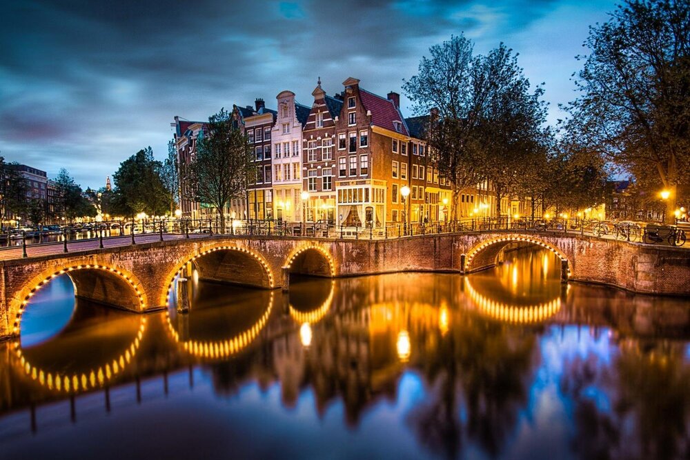 جاذبه‌های گردشگری و جاهای دیدنی آمستردام هلند 
