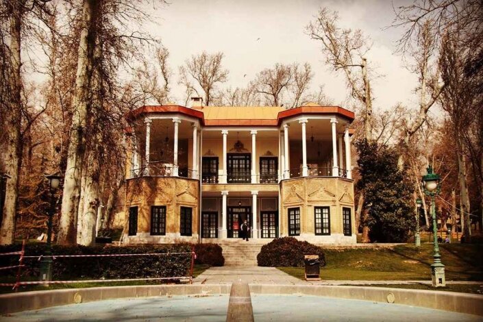  تهرانگردی/ کاخ نیاوران از معروف‌ترین مکان‌های تاریخی پایتخت
