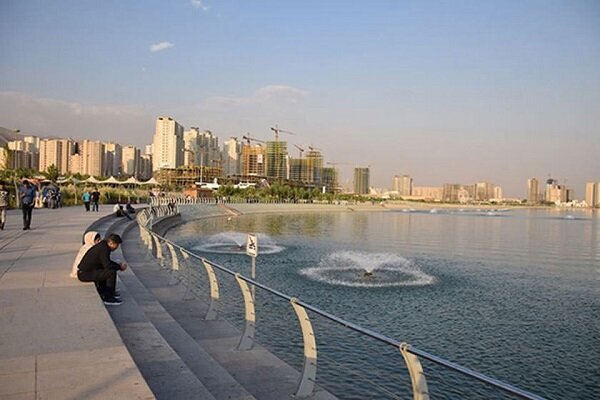 تهرانگردی/ دریاچه شهدای خلیج فارس بزرگترین دریاچه مصنوعی ایران