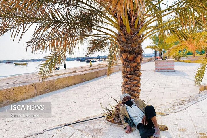 مردمان اصیل بوشهری در کنار خلیج فارس و روزهای بهاری