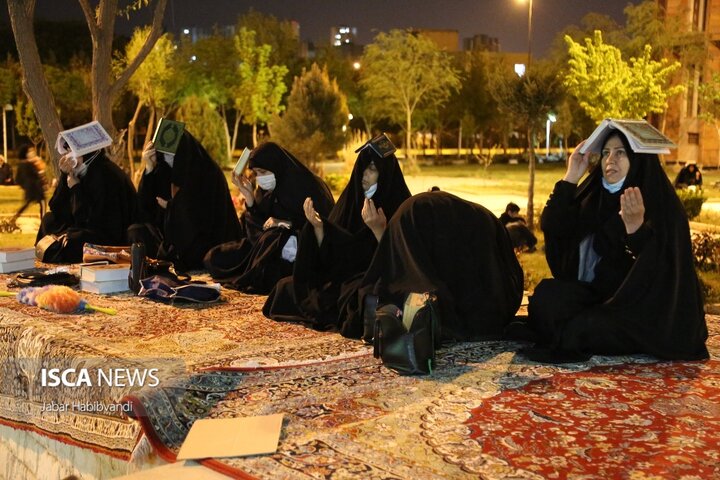 برگزاری مراسم احیای شب قدر در مسجد الغدیر دانشگاه آزاد اسلامی واحد کرمانشاه