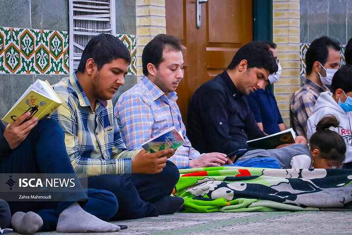 شب ۲۱ رمضان در مسجد شهید صدوقی دانشگاه آزاد اسلامی یزد