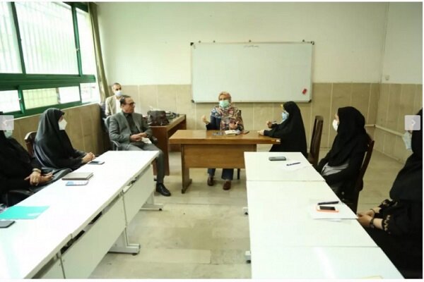 مرکز زبان فارسی در چند کشور اسلامی تأسیس می‌شود/ اعزام استادان برای تدریس فارسی