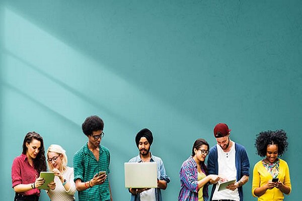 معتادترین افراد به شبکه‌های اجتماعی، مردم کدام کشورند؟