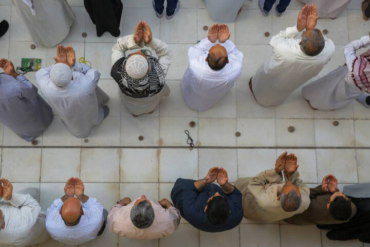 پس از دو سال در کربلا و نجف نماز عید فطر برپا شد