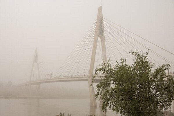 آخرین وضعیت گرد و غبار در جنوب ایران / مراجعه ۶۵۳ بیمار تنفسی به مراکز درمانی خوزستان