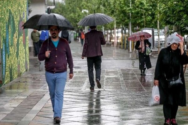 هواشناسی ایران/ بارش باران در نقاط مختلف کشور/ احتمال خیزش گردوخاک در ۴ استان می‌رود
