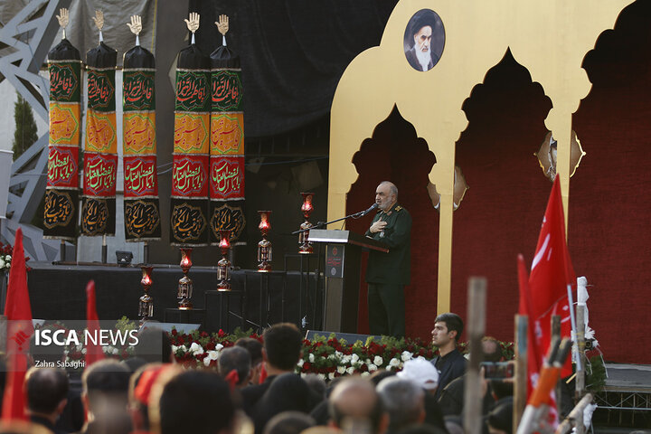 تشییع شهدای خان طومان در تهران