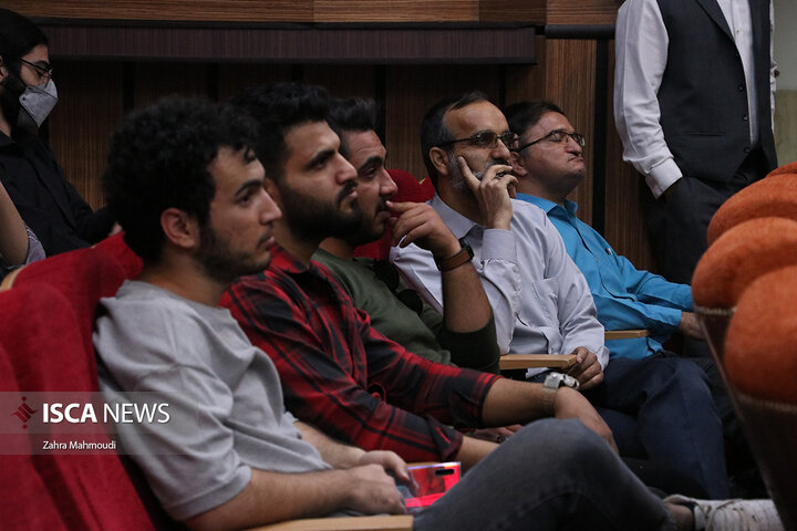 تریبون آزاد دانشجویی در دانشگاه آزاد اسلامی یزد