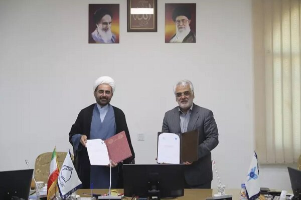  تفاهم‌نامه همکاری دانشگاه آزاد اسلامی و مرکز تحقیقات کامپیوتری علوم اسلامی منعقد شد