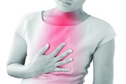 چگونه می‌توان درد سینه ناشی از قلب یا معده را تشخیص داد؟