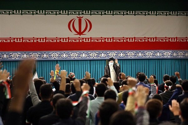  اقشار مختلف مردم استان اصفهان با رهبر انقلاب دیدار می‌کنند