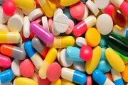 کمبود نقدینگی صنعت داروسازی را با بحران مواجه خواهد کرد