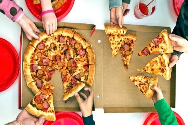 آموزش آشپزی/ علت چسبندگی خمیر پیتزا

