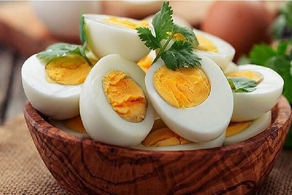 عوارض خوردن بیش از یک تخم مرغ در طول روز
