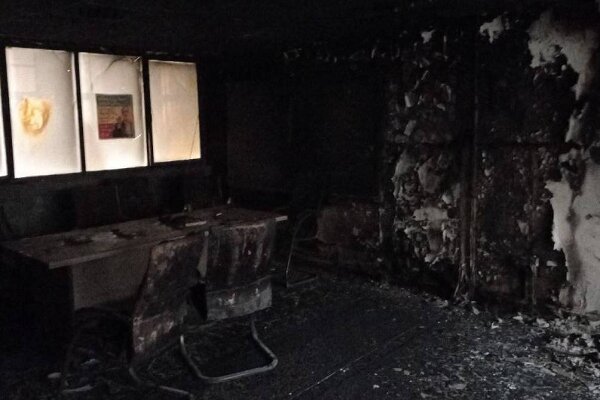 دفتر بسیج دانشجویی دانشگاه شریف شب گذشته در آتش سوخت + جزئیات حادثه