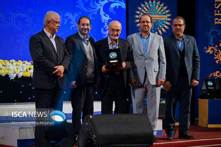 سی و یکمین جشنواره پژوهش و فناوری دانشگاه تهران