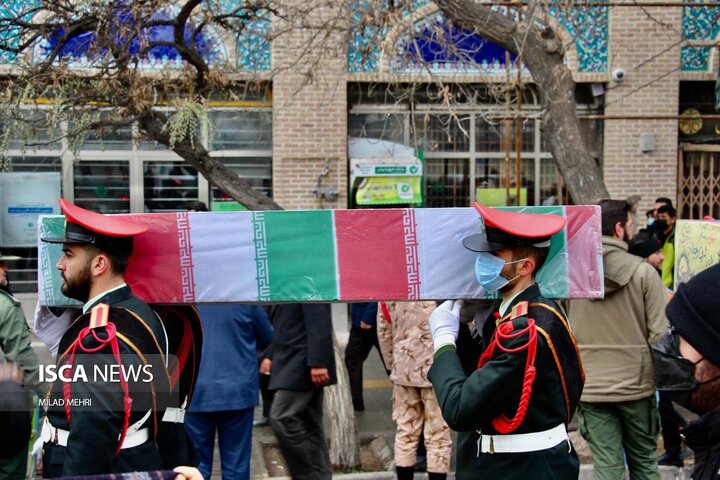مراسم تشییع ۱۰ شهید گمنام دفاع مقدس در اردبیل