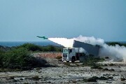 برگزاری رزمایش سپاه در خلیج فارس / شناورهای هدف با موشک‌ کروز منهدم شدند