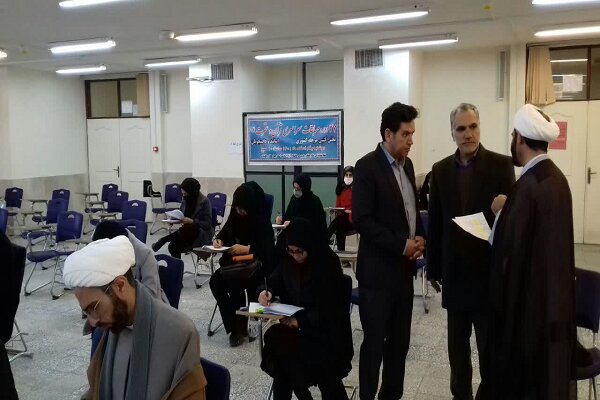رقابت قرآنی استادان و دانشجویان دانشگاه آزاد شهرکرد آغاز شد