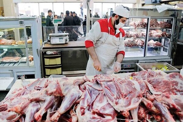 افزایش قیمت گوشت قرمز با پایین آمدن قیمت مرغ / قیمت گوشت در بازار چقدر شد؟