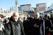 زلزله‌ای که پایه‌های دولت اردوغان را لرزاند / جدال حزب حاکم با رقبا برای به تعویق انداختن انتخابات