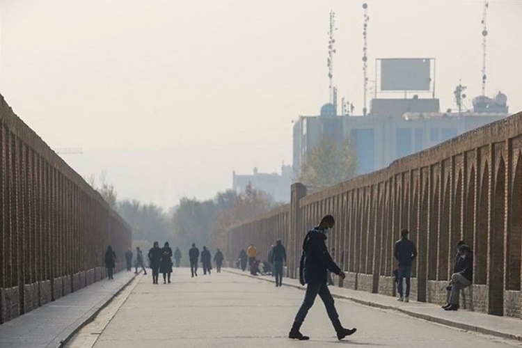 احداث شهرک صنعتی جدید، خیانت به مردم اصفهان است