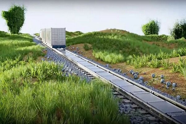 ساخت نخستین فرش خورشیدی روی ریل قطار