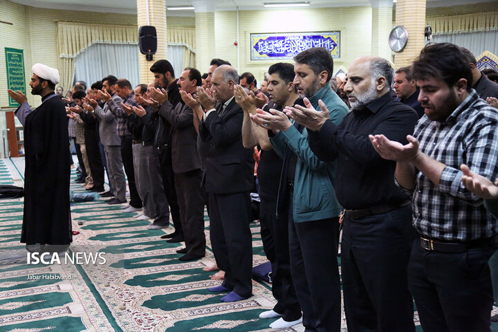 برگزاری مراسم احیای شب قدر در مسجد الغدیر دانشگاه آزاد کرمانشاه
