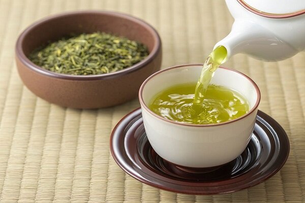 آشنایی با خواص خوردن چای سبز