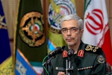 سرلشکر باقری: تبدیل ملت ایران به الگویی موفق برای ملت‌های آزاده جهان