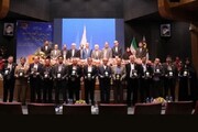 معرفی ۱۰ تن از روسای برتر دانشگاه‌ها/ رئیس دانشگاه تهران نشان سرو گرفت
