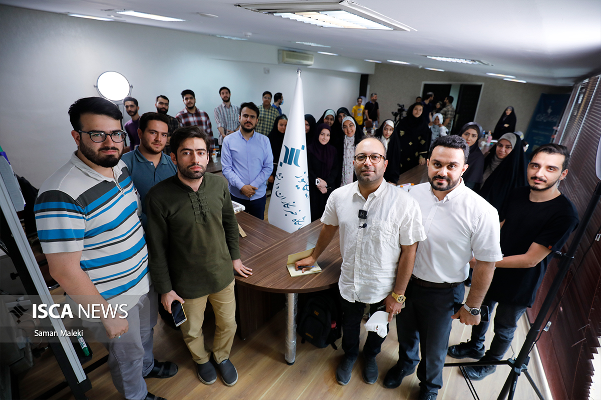 ورکشاپ خبرنگاری ترنج ۸