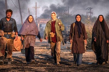دسته دختران بازنمایی روایتی زنانه از جنگ است / نبود قصه مشکل اصلی فیلم