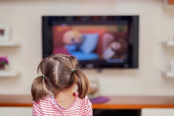 آیا تماشای تلویزیون برای کودکان ضرر دارد؟