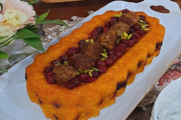 آموزش آشپزی / طرز تهیه ته‌چین آلبالو با گوشت