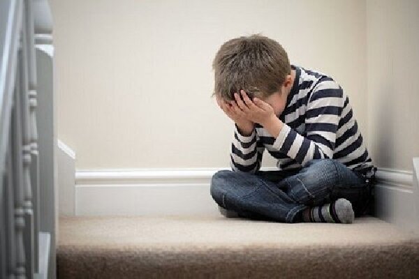 والدین چطور می‌توانند از کودک عذرخواهی کنند؟