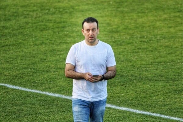 واکنش فرقانی به ممانعت استقلال از حضور بازیکنانش در اردوی تیم امید