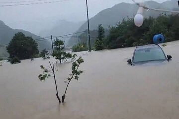 آخرین جزییات بارش مرگبار باران در کره جنوبی/  ۲۱ کشته، ۱۰ مفقودی و هزاران نفر بی‌خانمان شدند + عکس