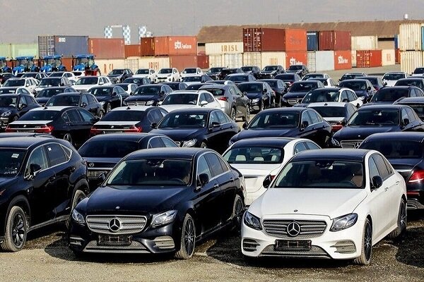 چالش اصلی بازار خودرو در ایران / واردات راه‌حل پایدار مشکل این بازار نیست