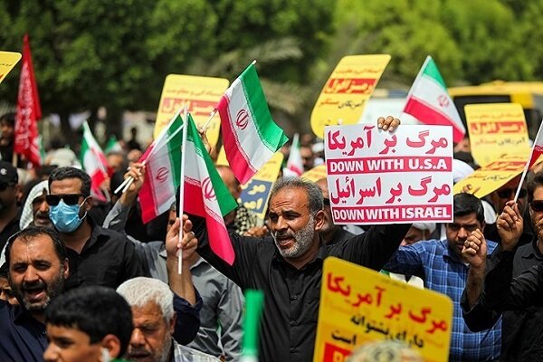 مردم تهران در محکومیت اهانت به قرآن کریم در سوئد راهپیمایی کردند