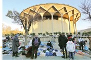 ساماندهی دستفروشان از گذرهای پرتردد تهران / تئاتر شهر محصور می‌شود؟