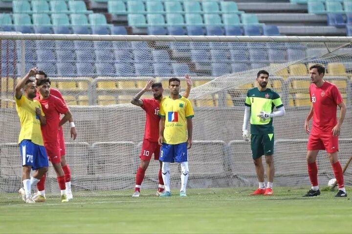 تصمیم غیرمنطقی پرسپولیس / نبود جانشین به بیرانوند لطمه می‌زند