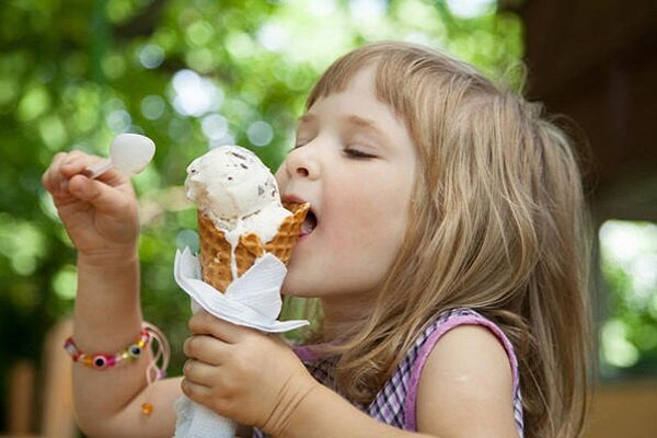 مضرات بستنی برای کودکان چیست؟