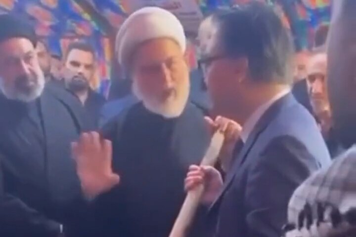 سفیر ژاپن پای دیگ نذری امام حسین (ع) + فیلم