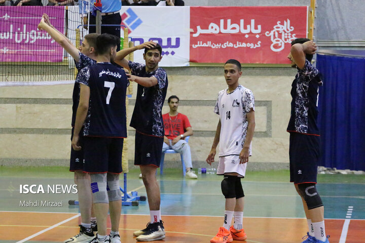 مسابقات قهرمانی کشور والیبال جوانان در همدان